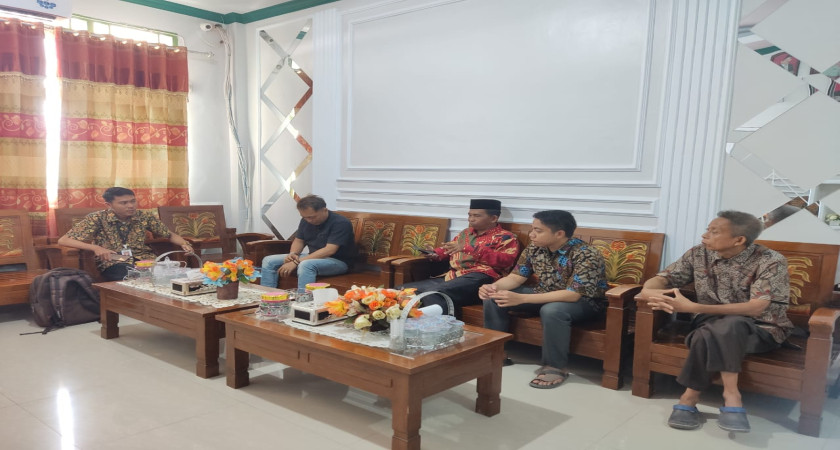 Kepala Madrasah, KTU Bersama Santri Ikuti Survei Audit Akurasi Data Pendidikan Islam Tahun 2024